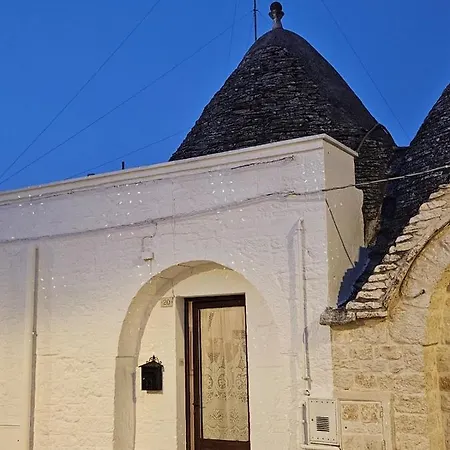 Trullo Aurora Boreale Vakantiehuis Alberobello