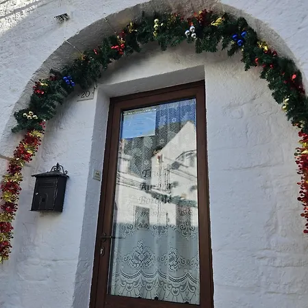 Trullo Aurora Boreale بيت للعطل *