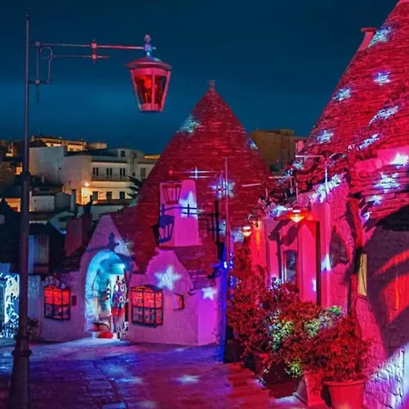 Trullo Aurora Boreale بيت للعطل ألبيروبيللو