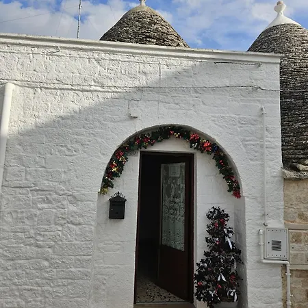 بيت للعطل Trullo Aurora Boreale ألبيروبيللو